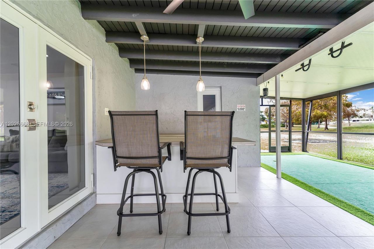 9501 E Palmetto Club Ln E , Unit 9501, Palmetto Bay, FL 33157 Photo