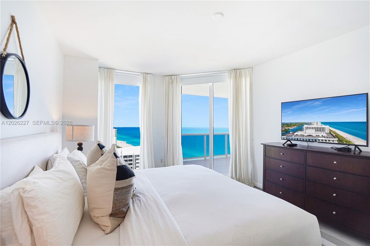 4779 Collins Ave , Unit 2908, Miami Beach, FL 33140 Photo