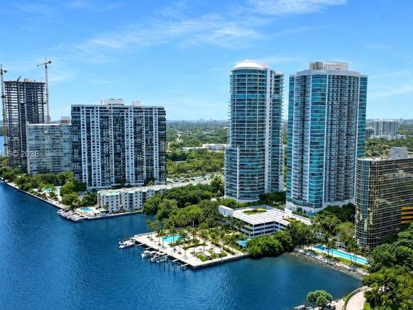Unit 1907, Miami, FL 33129