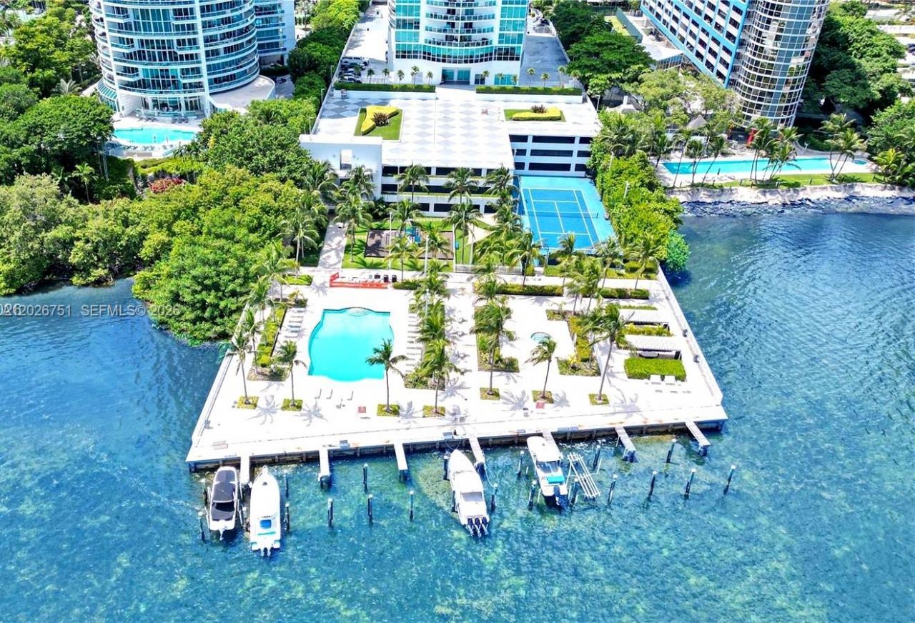 2101 Brickell Ave, Unit 1907, Miami, FL 33129 Photo
