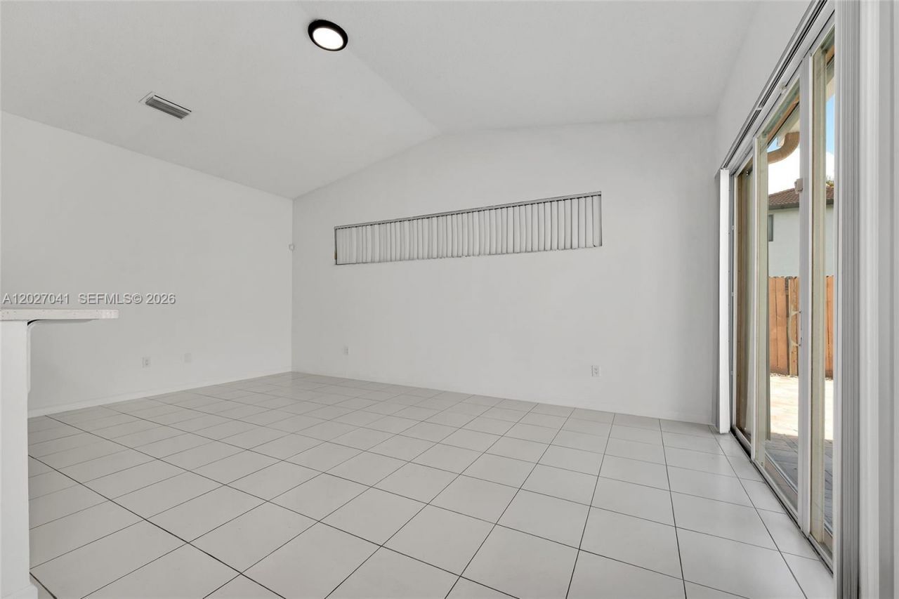 15558 SW 112th Dr , Miami, FL 33196 Photo