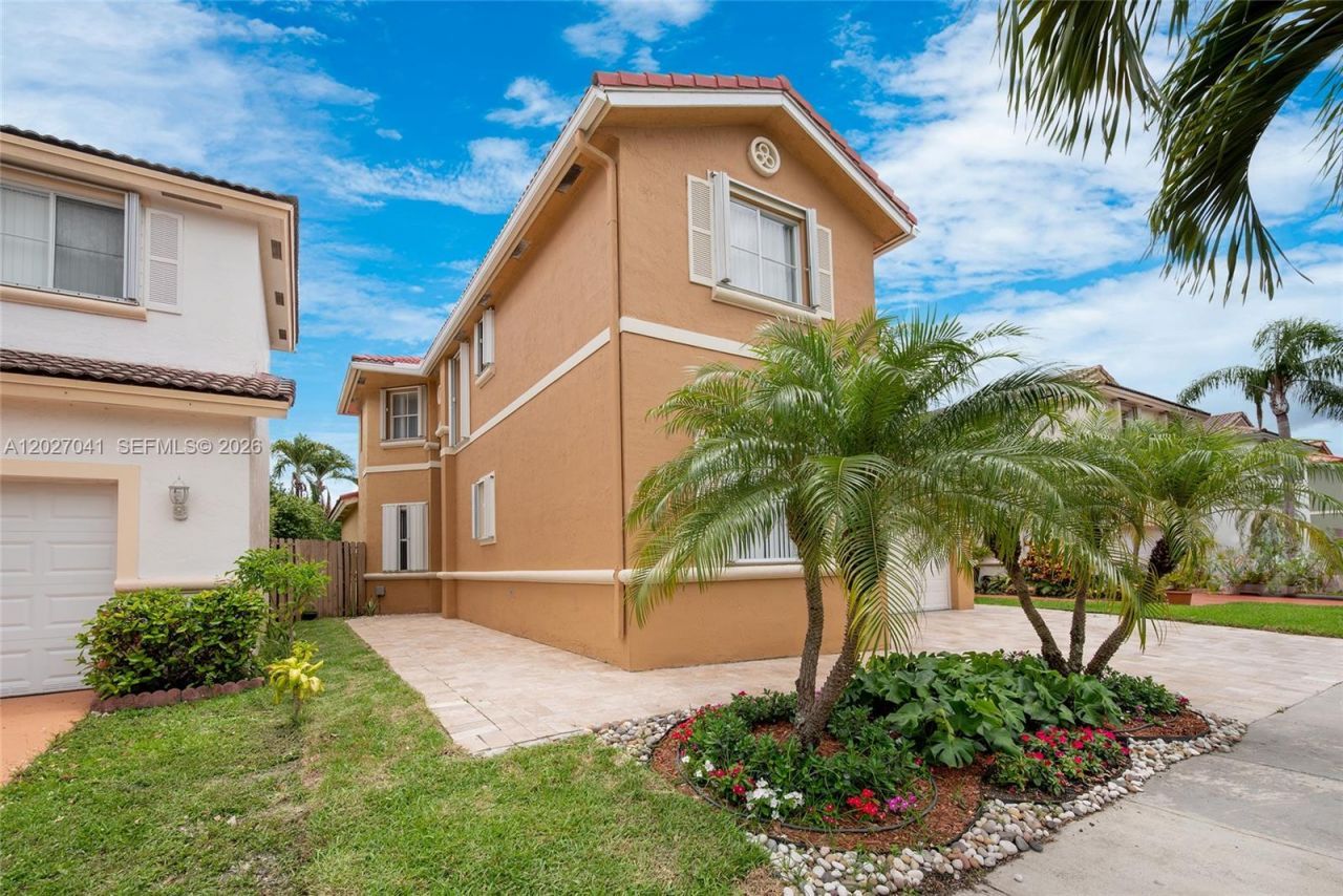 15558 SW 112th Dr , Miami, FL 33196 Photo