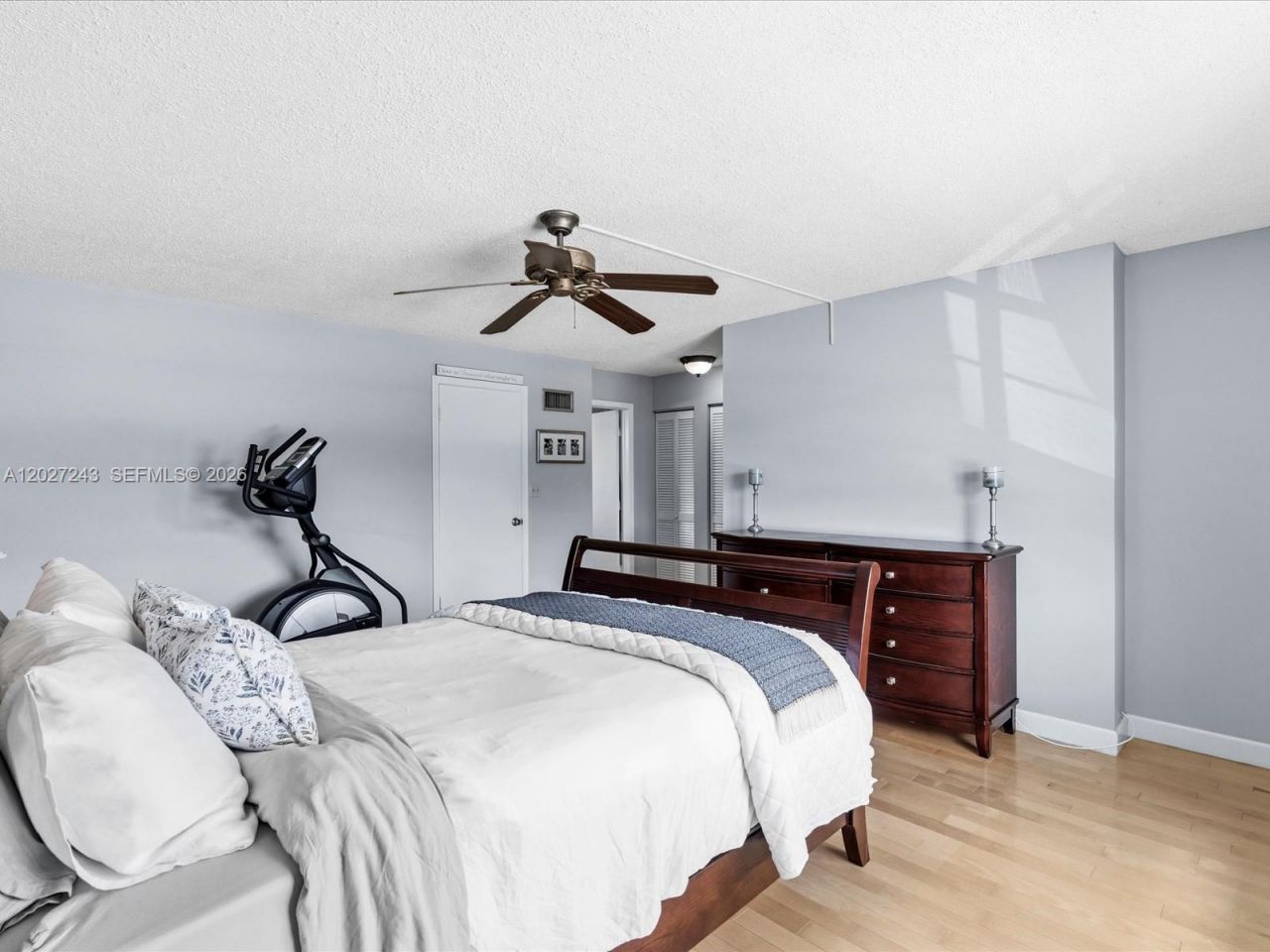 2615 N 40th Ave , Hollywood, FL 33021 Photo