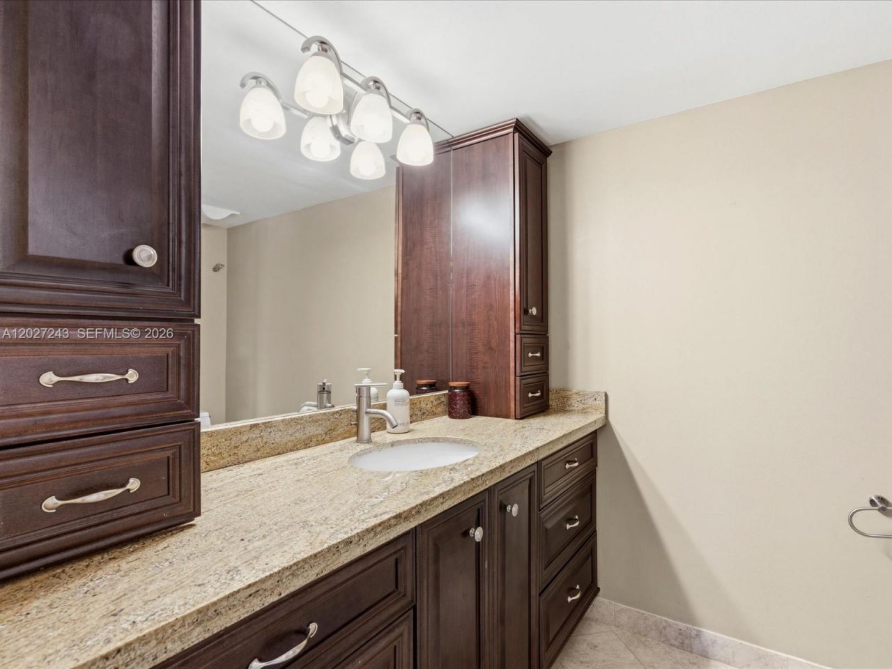 2615 N 40th Ave , Hollywood, FL 33021 Photo