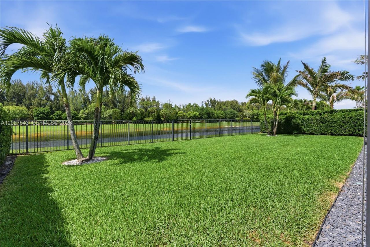 15943 Whippoorwill Cir, Westlake, FL 33470 Photo