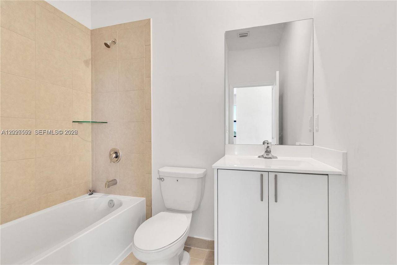 13033 SW 233rd Ter , Miami, FL 33170 Photo