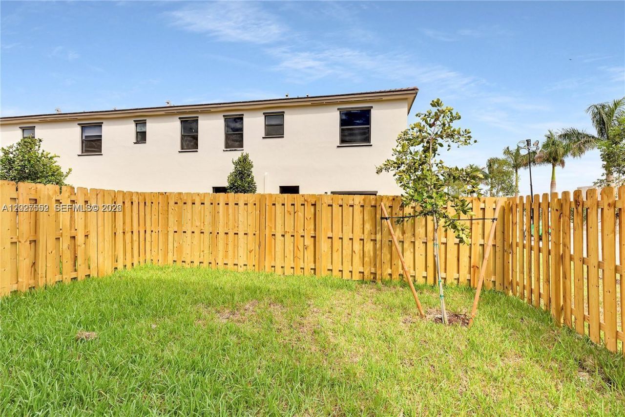13033 SW 233rd Ter , Miami, FL 33170 Photo