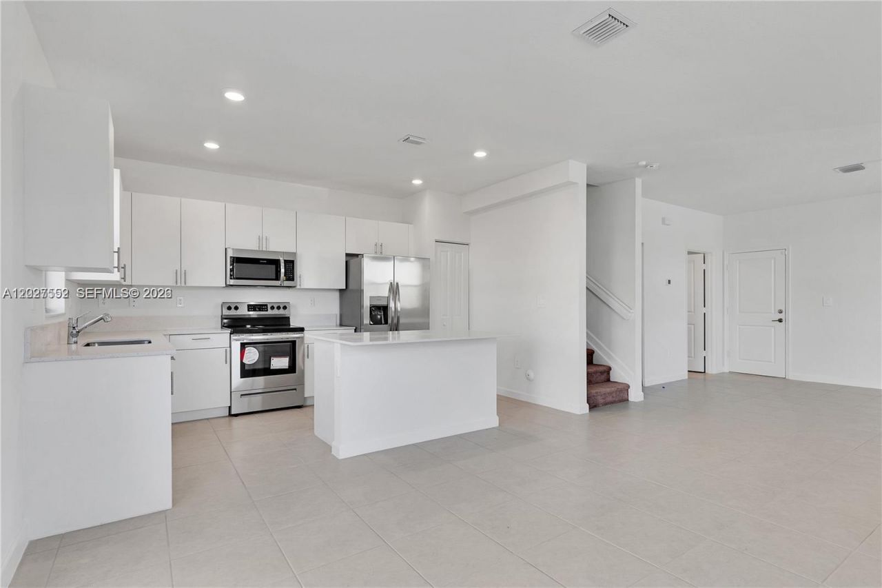 13033 SW 233rd Ter , Miami, FL 33170 Photo
