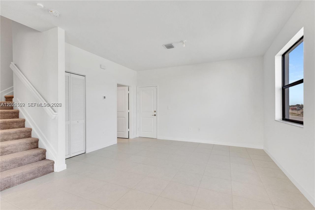 13033 SW 233rd Ter , Miami, FL 33170 Photo