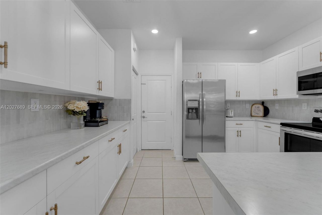 1400 SE 26th Rd, Homestead, FL 33035 Photo