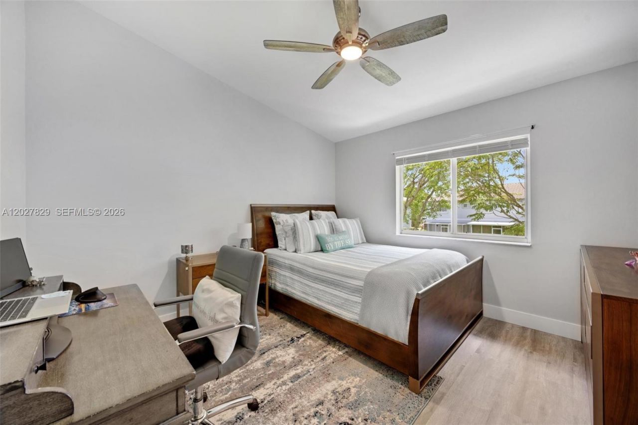 749 NW 208th Way , Pembroke Pines, FL 33029 Photo