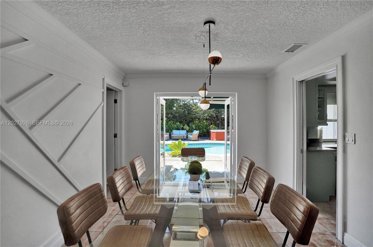 6421 NE 22nd Ave, Fort Lauderdale, FL 33308 Photo