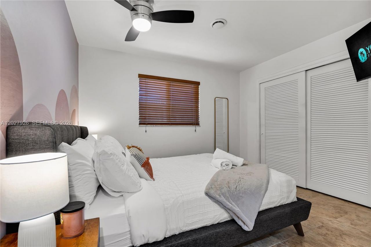 6421 NE 22nd Ave, Fort Lauderdale, FL 33308 Photo