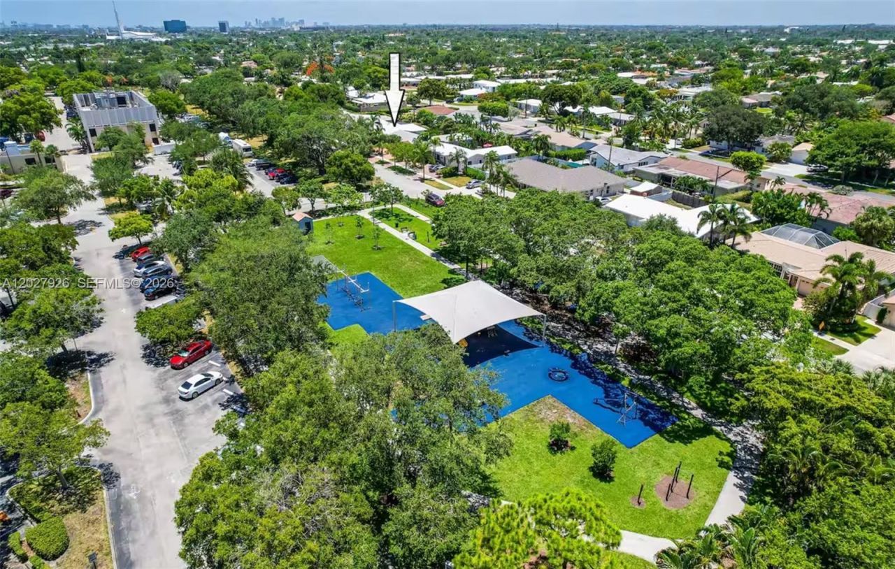 6421 NE 22nd Ave, Fort Lauderdale, FL 33308 Photo