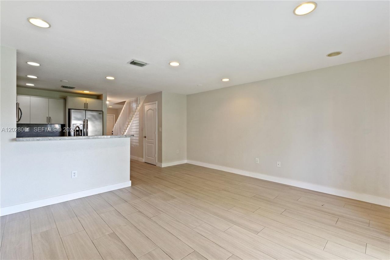 3126 SW 128th Ave , Unit 157, Miramar, FL 33027 Photo