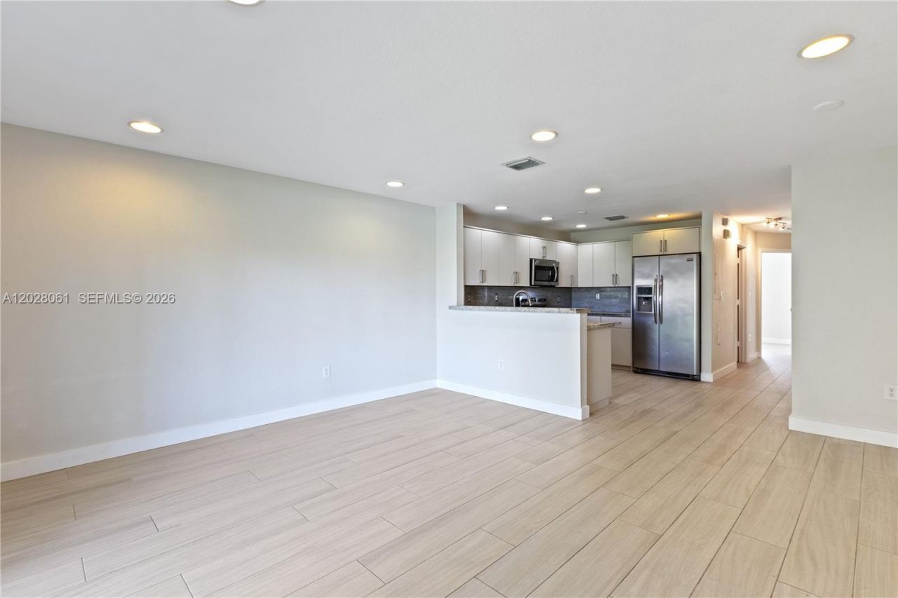 3126 SW 128th Ave , Unit 157, Miramar, FL 33027 Photo
