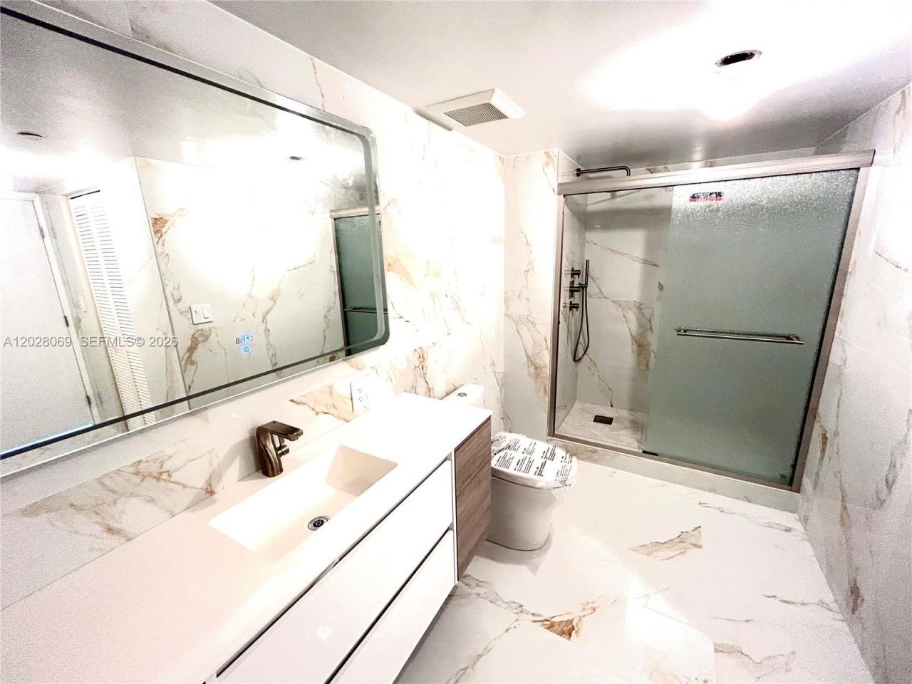 290 174th St, Unit 619, Sunny Isles Beach, FL 33160 Photo