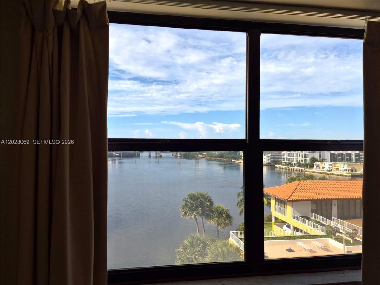 290 174th St, Unit 619, Sunny Isles Beach, FL 33160 Photo