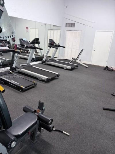 9460 Fontainebleau Blvd, Unit 529, Miami, FL 33172 Photo