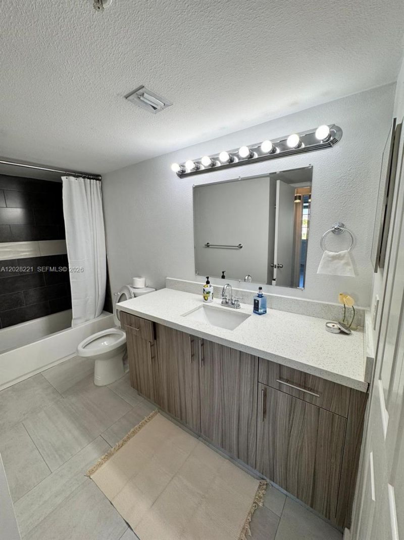 4420 NW 107th Ave , Unit 206, Doral, FL 33178 Photo
