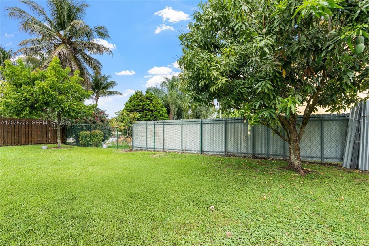6014 SW 160th Ave, Miami, FL 33193 Photo