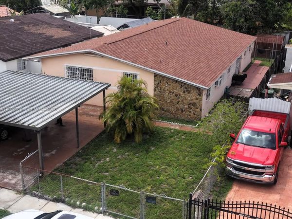 252 E 37th St , Hialeah, FL 33013