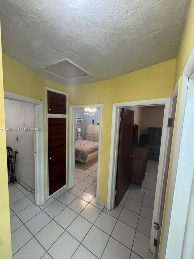 252 E 37th St , Hialeah, FL 33013 Photo