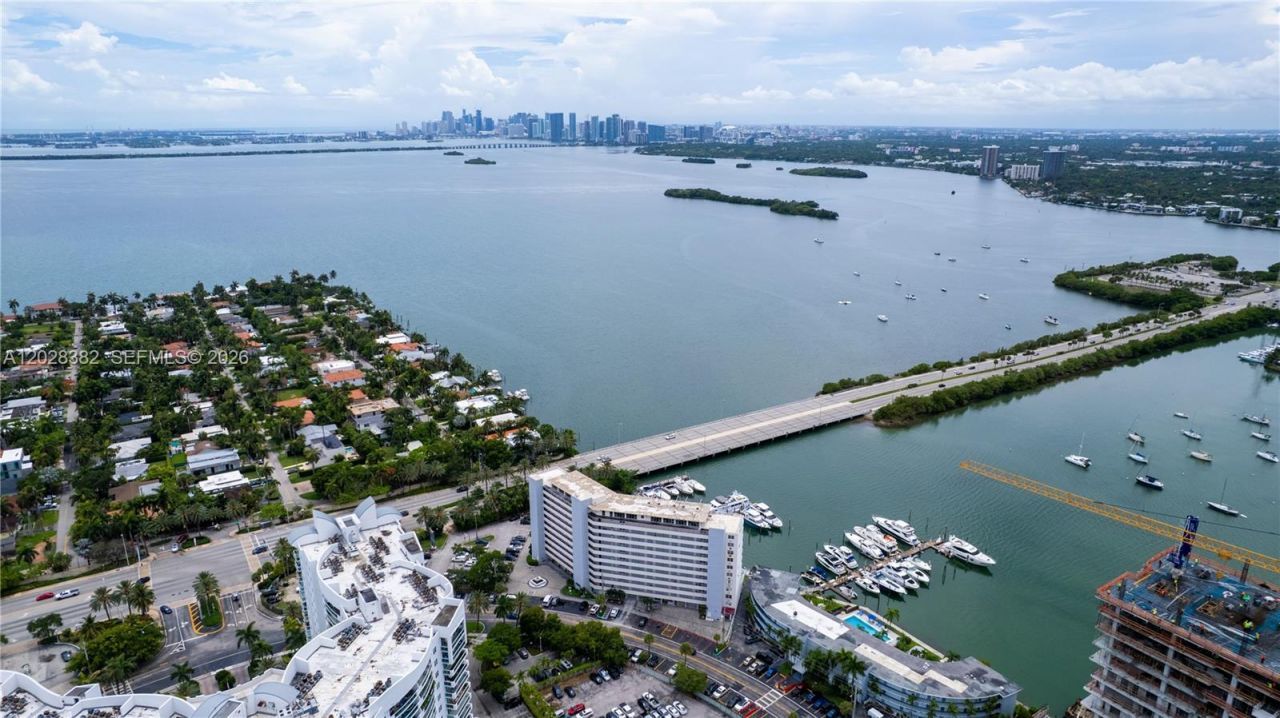 7904 West Dr , Unit 810, North Bay Village, FL 33141 Photo