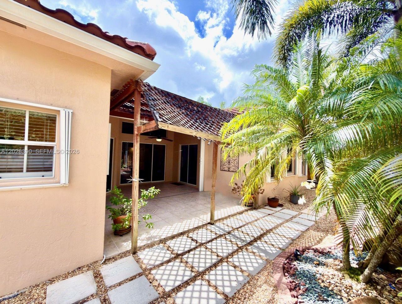 3626 SW 161st Ter , Miramar, FL 33027 Photo
