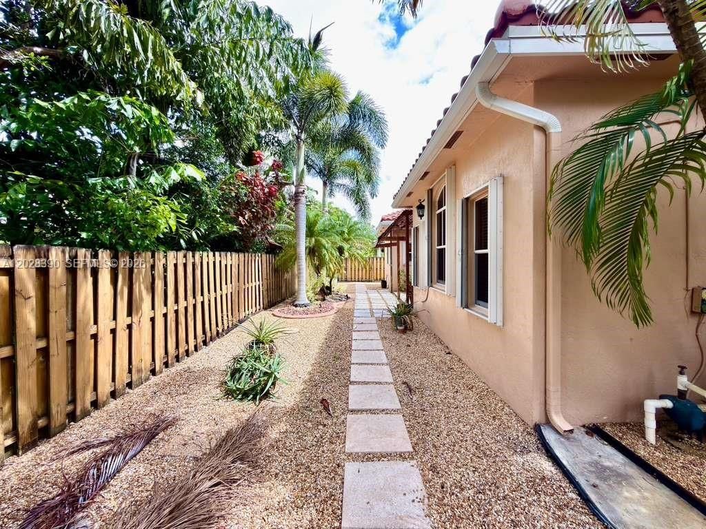 3626 SW 161st Ter , Miramar, FL 33027 Photo