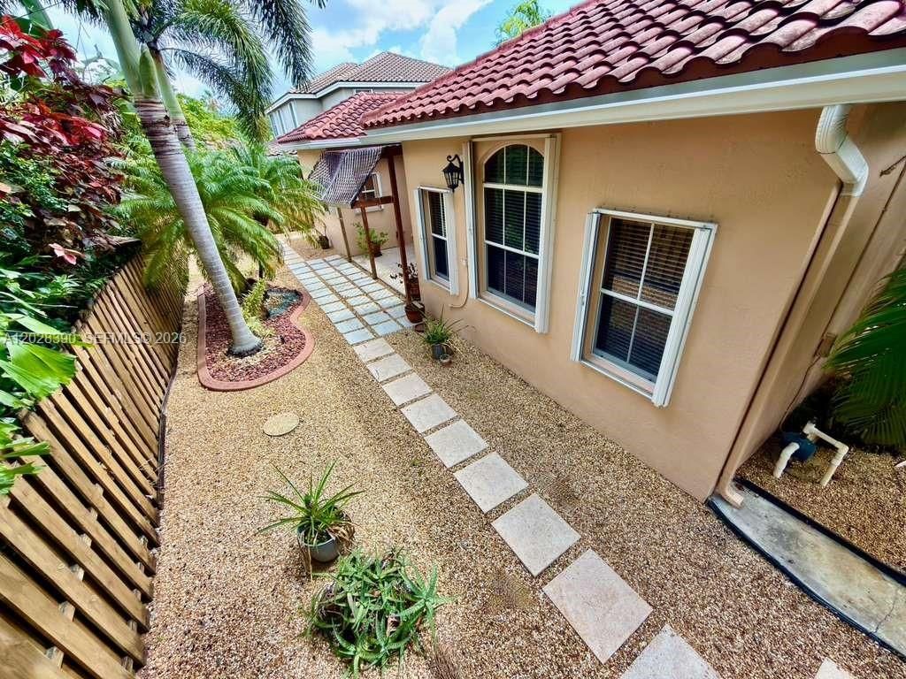 3626 SW 161st Ter , Miramar, FL 33027 Photo