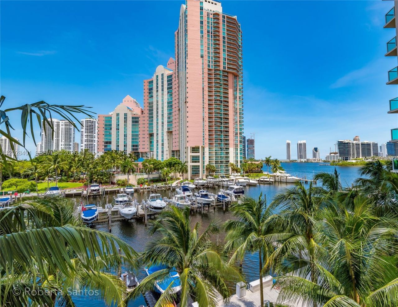 3340 NE 190th St , Unit 409, Aventura, FL 33180 Photo