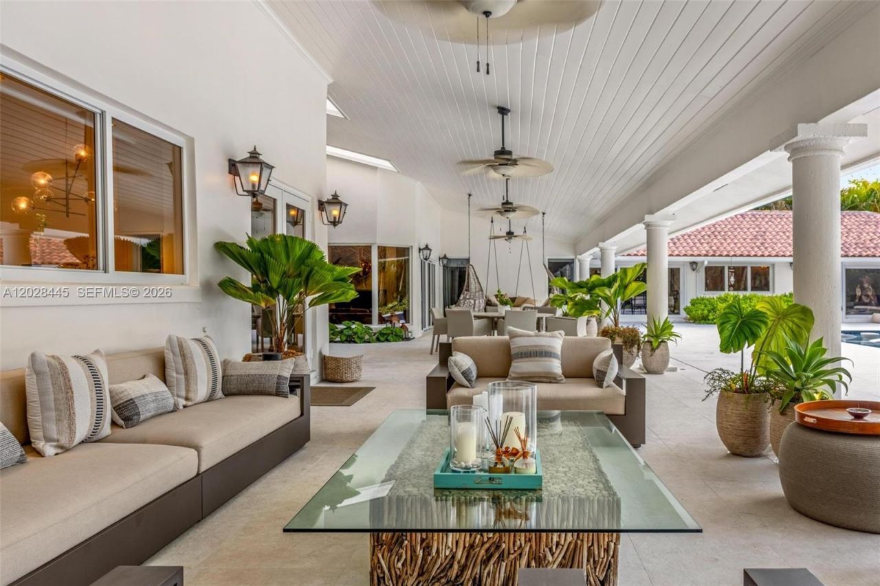 8251 Old Cutler Rd , Coral Gables, FL 33143 Photo