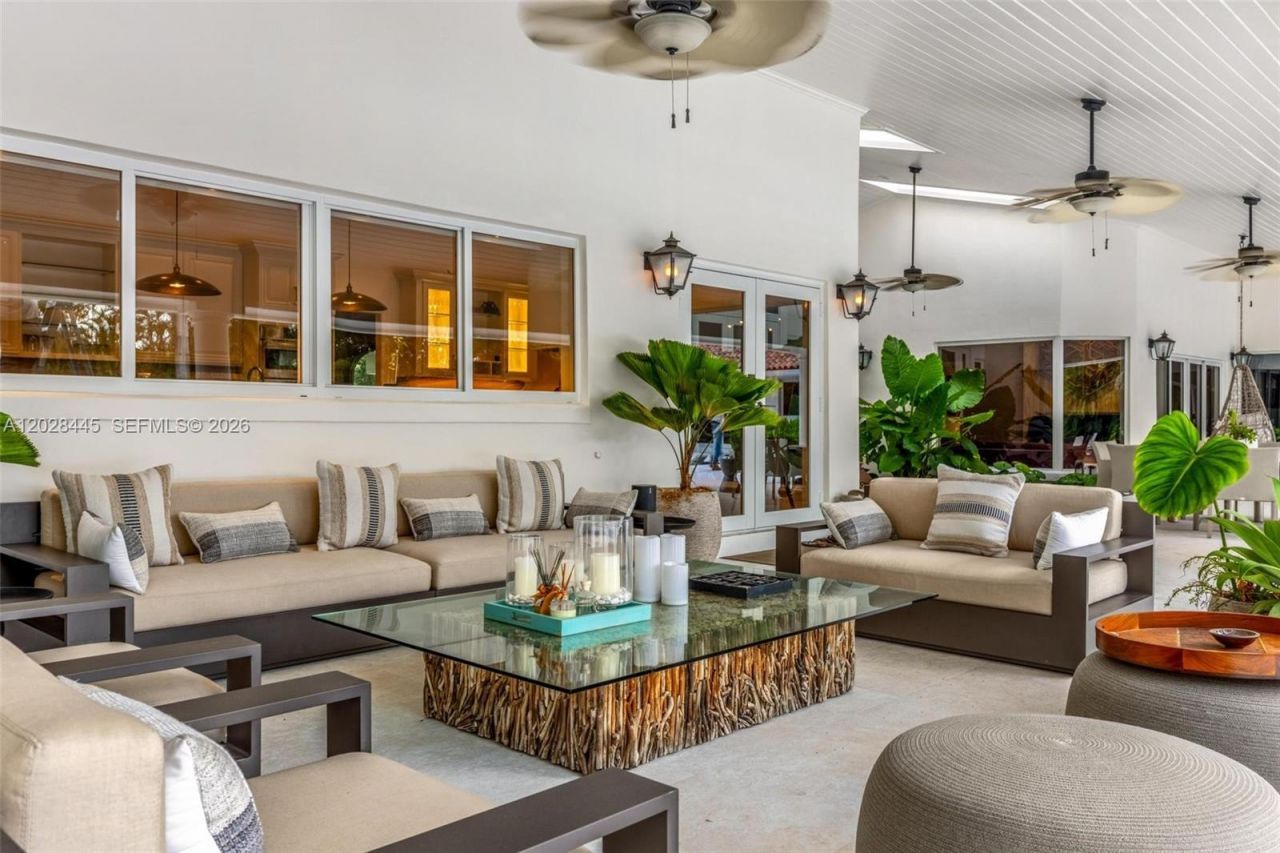 8251 Old Cutler Rd , Coral Gables, FL 33143 Photo