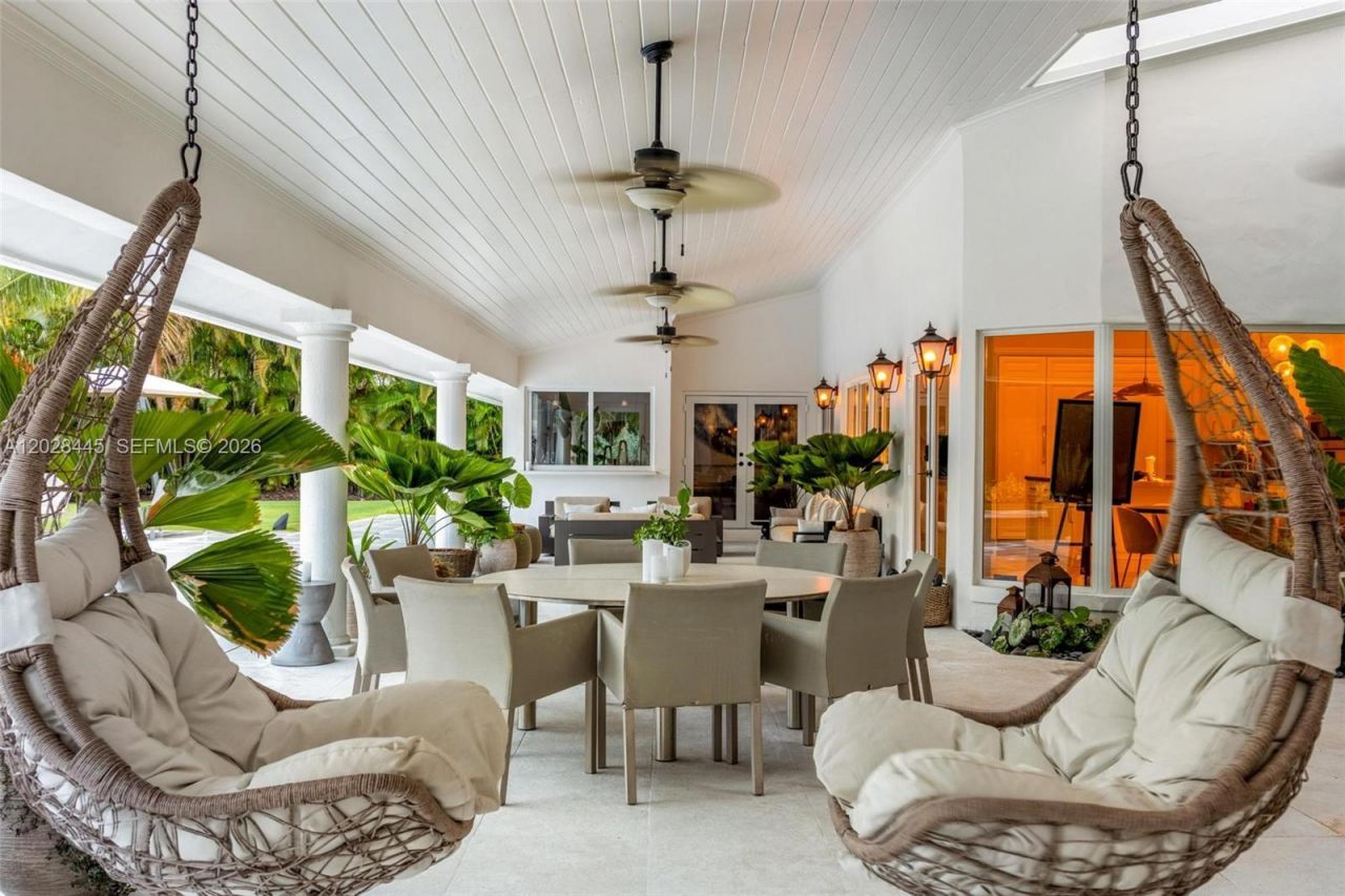 8251 Old Cutler Rd , Coral Gables, FL 33143 Photo