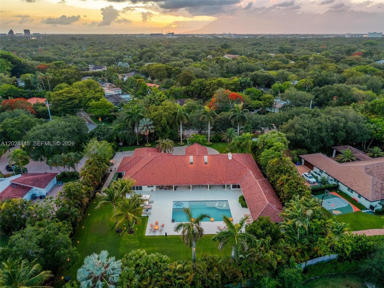 8251 Old Cutler Rd , Coral Gables, FL 33143 Photo