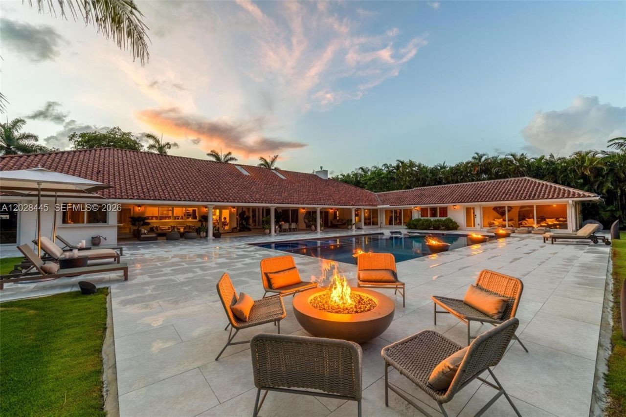 8251 Old Cutler Rd , Coral Gables, FL 33143 Photo