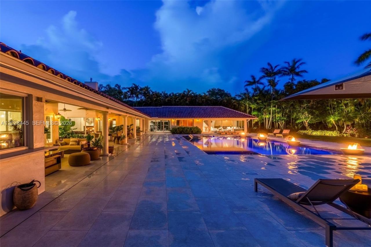 8251 Old Cutler Rd , Coral Gables, FL 33143 Photo