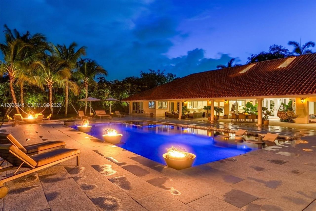 8251 Old Cutler Rd , Coral Gables, FL 33143 Photo