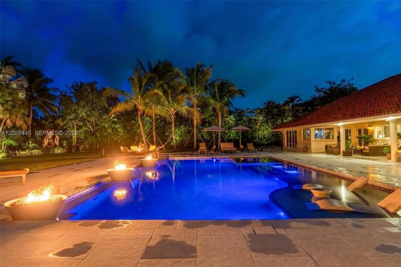 8251 Old Cutler Rd , Coral Gables, FL 33143 Photo