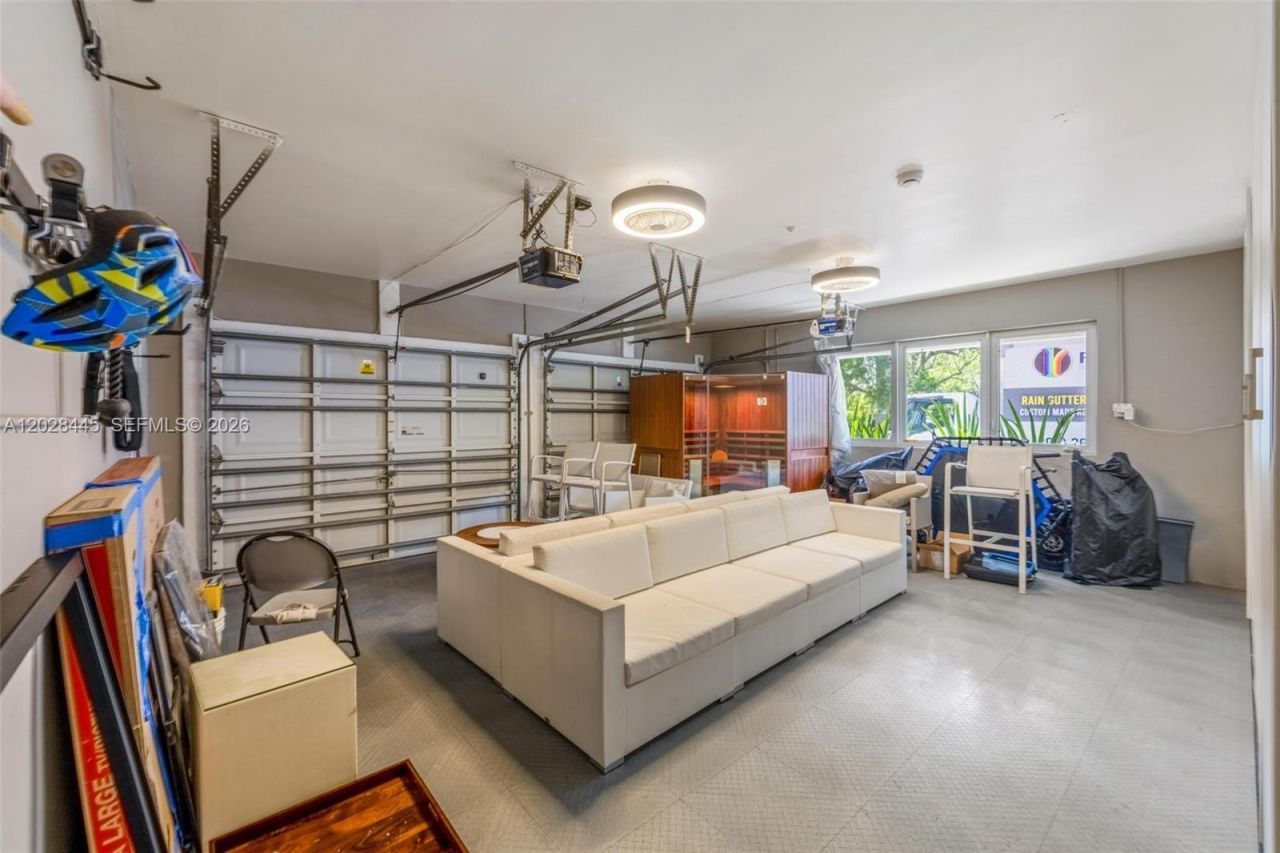 8251 Old Cutler Rd , Coral Gables, FL 33143 Photo