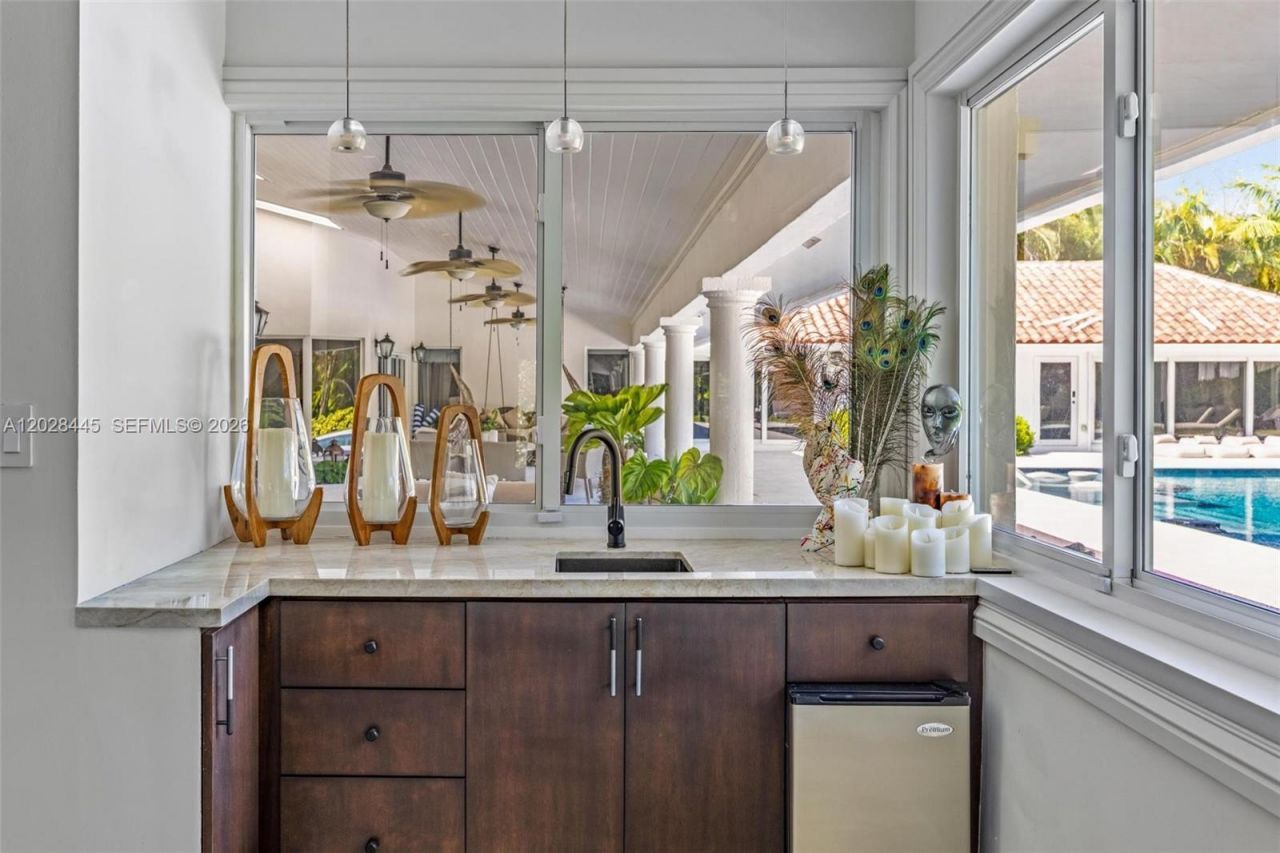 8251 Old Cutler Rd , Coral Gables, FL 33143 Photo