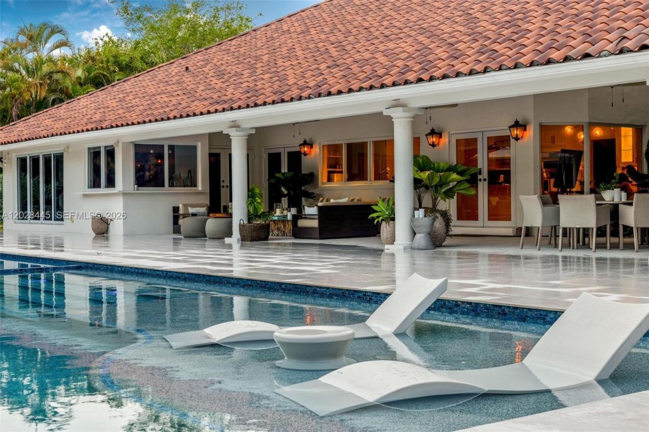 8251 Old Cutler Rd , Coral Gables, FL 33143 Photo