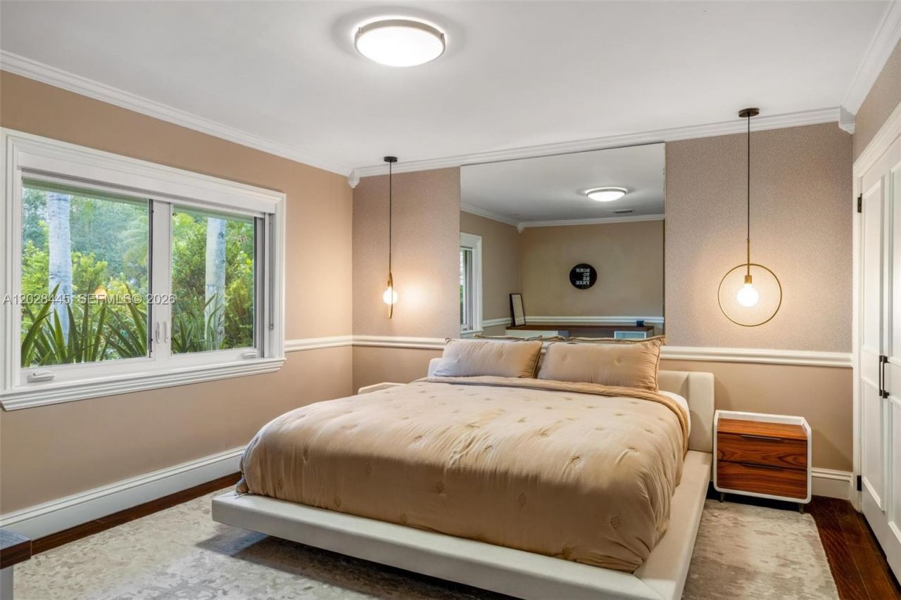 8251 Old Cutler Rd , Coral Gables, FL 33143 Photo