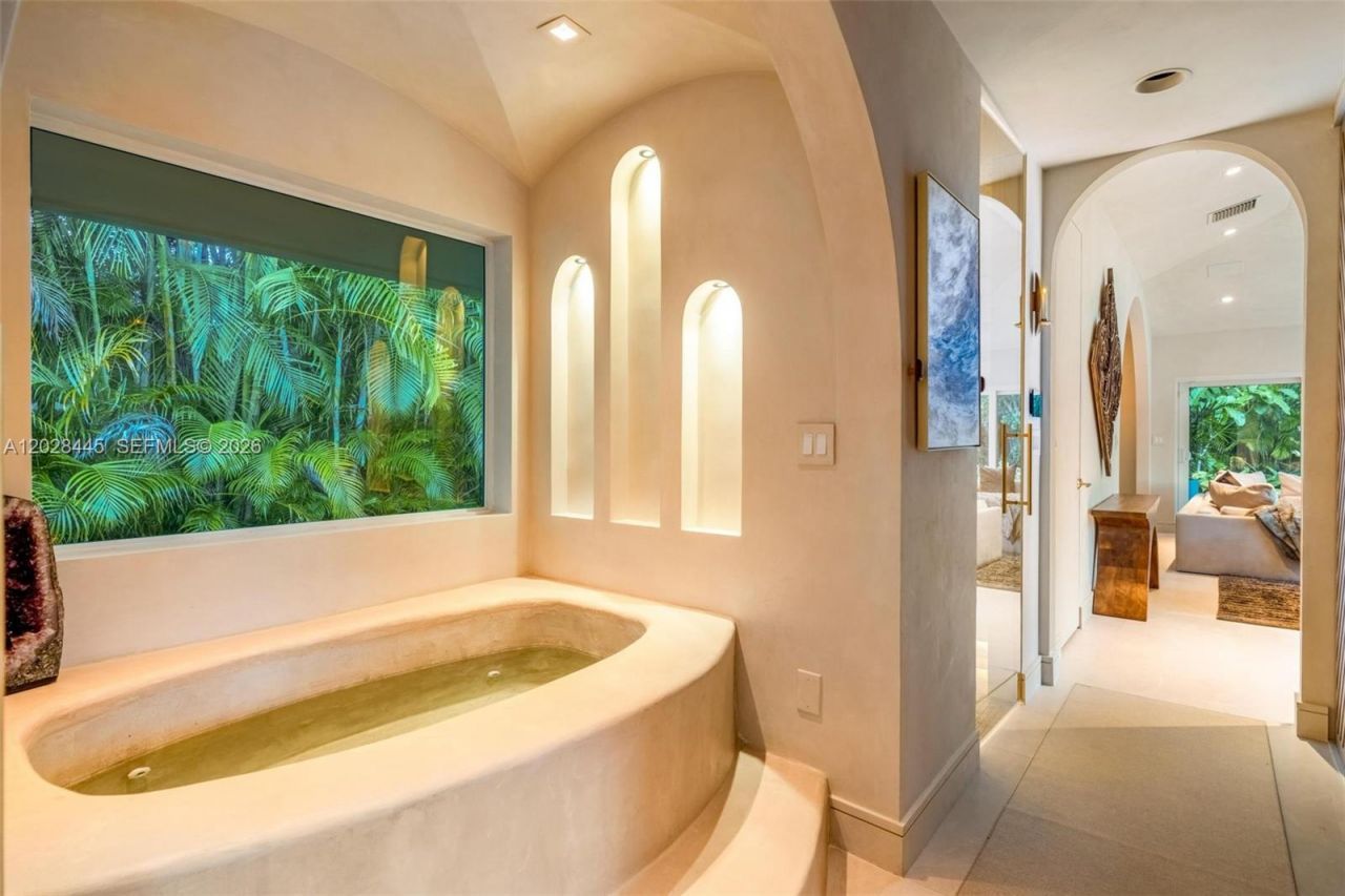 8251 Old Cutler Rd , Coral Gables, FL 33143 Photo