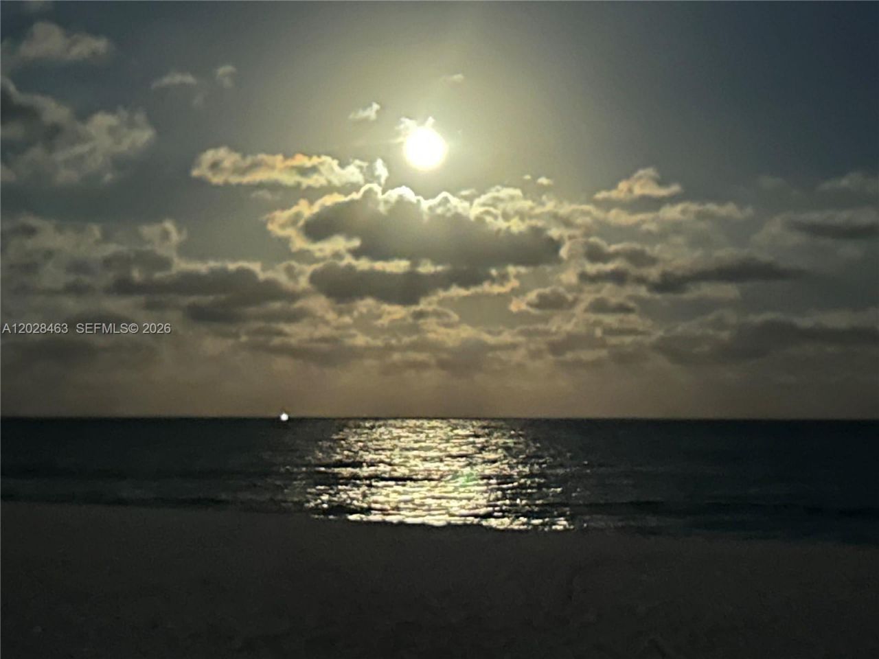 2555 Collins Ave , Unit 403, Miami Beach, FL 33140 Photo