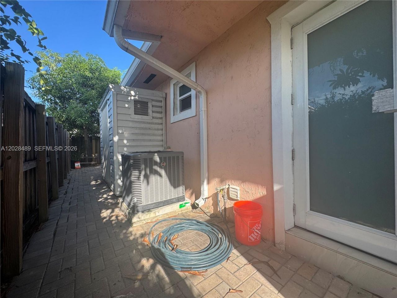 125 SE 4th Ave, Unit 2, Hallandale Beach, FL 33009 Photo