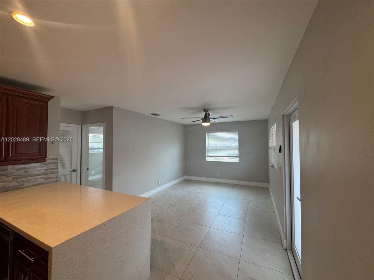 125 SE 4th Ave, Unit 2, Hallandale Beach, FL 33009 Photo