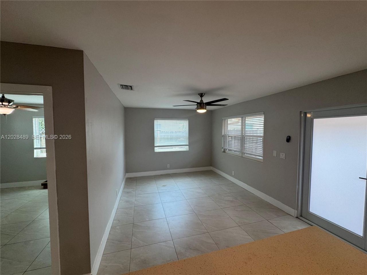 125 SE 4th Ave, Unit 2, Hallandale Beach, FL 33009 Photo