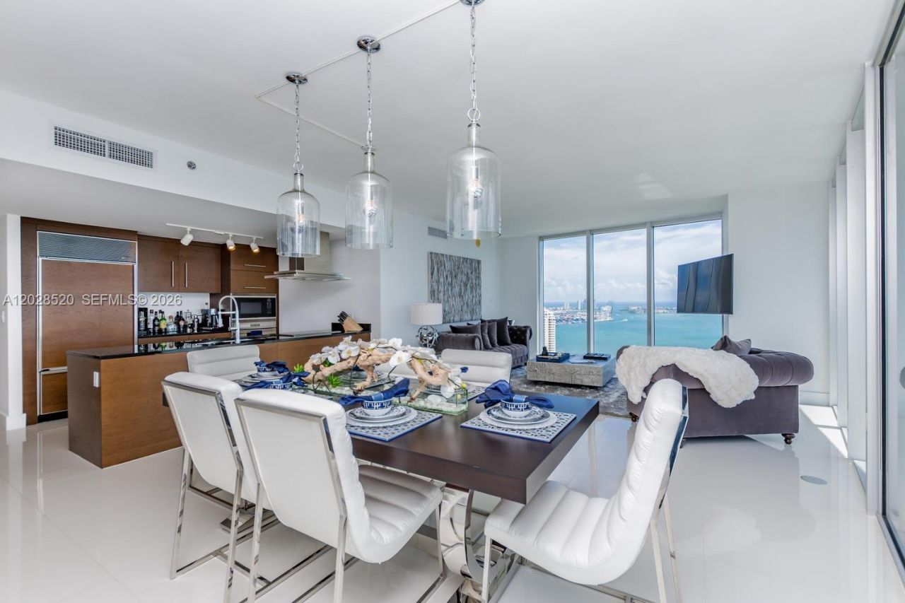 495 Brickell Ave , Unit 4901, Miami, FL 33131 Photo